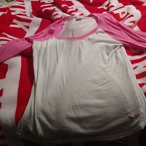 VS pink tee